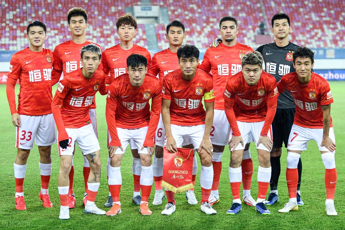 开云中国-窗口期广州队备战社区盾,队长鼓劲细节曝光,引发热议,纪律约束更严格-开云中国